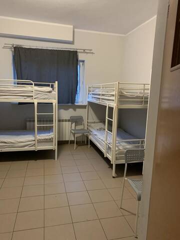 Фото Хостелы NOCLEGI PRACOWNICZE, KWATERY, HOSTEL Hugo ŁOMIANKI г. Ломянки 1